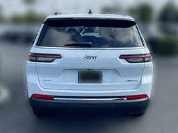 Jeep Grand Cherokee Limited 4x2 2024 — rear view