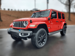 Jeep Wrangler 4xe Sahara 4x4 2024 — front view