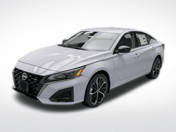 Nissan Altima SR AWD 2025 — front view
