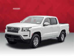 Nissan Frontier Crew Cab 4x4 SV 2024 — front view