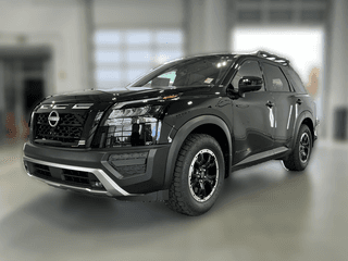Nissan Pathfinder SV 4WD Nissan Pathfinder SV 4WD