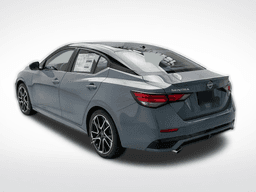 Nissan Sentra SR CVT 2025 — rear view
