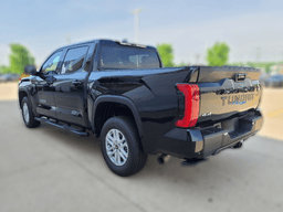 Toyota Tundra 4WD SR5 CrewMax 5.5' Bed (Natl) 2024 — rear view