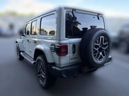 Jeep Wrangler Sahara 4 Door 4x4 2026 — side view
