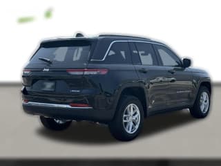 Jeep Grand Cherokee Laredo X 4x2 Jeep Grand Cherokee Laredo X 4x2