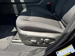Jeep Grand Cherokee Laredo X 4x2 2026 — side view