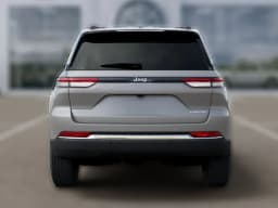 Jeep Grand Cherokee Laredo X 4x2 2026 — side view