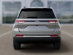 Jeep Grand Cherokee Laredo X 4x2 2026 — side view