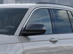 Jeep Grand Cherokee Laredo X 4x2 2026 — side view