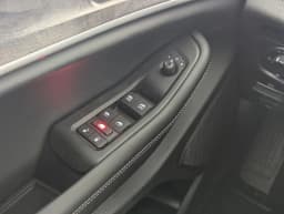Jeep Grand Cherokee Laredo Altitude 4x2 2026 — side view