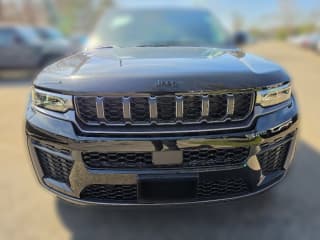Jeep Grand Cherokee Laredo Altitude 4x4 Jeep Grand Cherokee Laredo Altitude 4x4