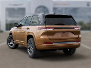 Jeep Grand Cherokee Summit 4x4 Jeep Grand Cherokee Summit 4x4