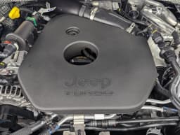 Jeep Grand Cherokee L Limited 4x2 2026 — side view