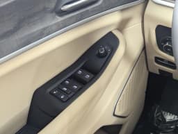 Jeep Grand Cherokee L Limited 4x2 2026 — side view