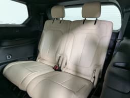 Jeep Grand Cherokee L Limited 4x2 2026 — side view