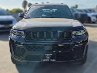 Jeep Grand Cherokee L Limited 4x2 Jeep Grand Cherokee L Limited 4x2