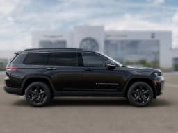 Jeep Grand Cherokee L Limited 4x4 2026 — side view