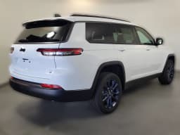 Jeep Grand Cherokee L 85th Anniversary Edition 4x4 2026 — side view