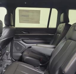 Jeep Grand Cherokee L 85th Anniversary Edition 4x4 2026 — side view