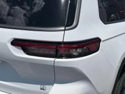 Jeep Grand Cherokee L 85th Anniversary Edition 4x4 2026 — side view