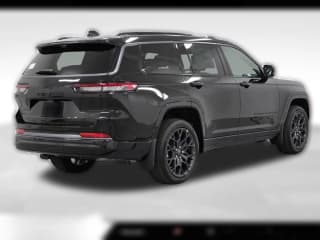 Jeep Grand Cherokee L Summit 4x4 Jeep Grand Cherokee L Summit 4x4
