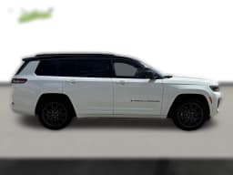 Jeep Grand Cherokee L Summit 4x4 2026 — side view