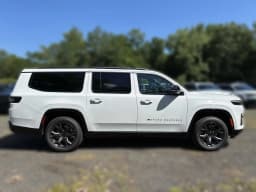 Jeep Grand Wagoneer L Limited Altitude 4x4 2026 — side view