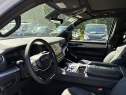 Jeep Grand Wagoneer L Limited Altitude 4x4 2026 — side view