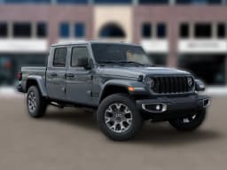 Jeep Gladiator Sahara 4x4 2026 — side view