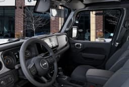 Jeep Gladiator Sport S 4x4 2026 — side view