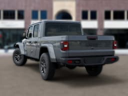 Jeep Gladiator Sport S 4x4 2026 — side view