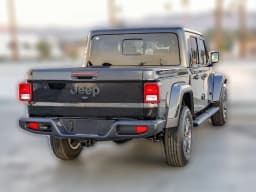 Jeep Gladiator Sport S 4x4 2026 — side view