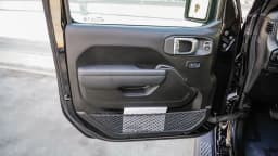 Jeep Gladiator Sport S 4x4 2026 — side view