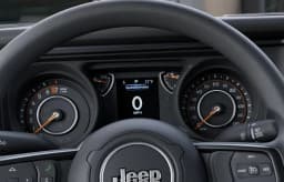 Jeep Gladiator Sport 4x4 2026 — side view