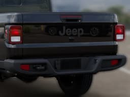 Jeep Gladiator Sport 4x4 2026 — side view