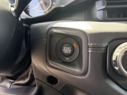 Jeep Gladiator Rubicon X 4x4 2026 — side view