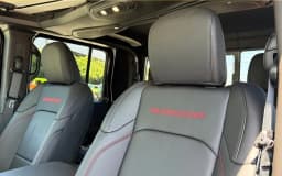 Jeep Gladiator Rubicon X 4x4 2025 — side view