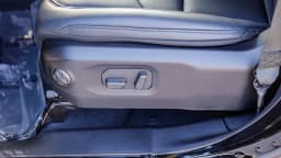 Jeep Gladiator Rubicon X 4x4 2026 — side view