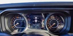 Jeep Gladiator Rubicon X 4x4 2026 — side view