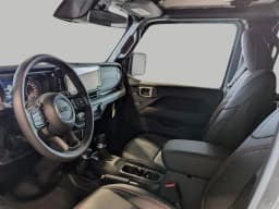 Jeep Gladiator Rubicon 4x4 2026 — side view