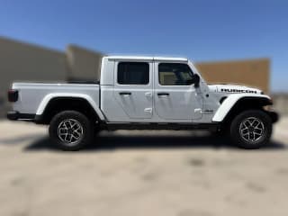 Jeep Gladiator Rubicon X 4x4 Jeep Gladiator Rubicon X 4x4