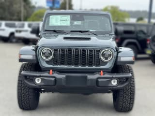 Jeep Gladiator Mojave X 4x4 Jeep Gladiator Mojave X 4x4