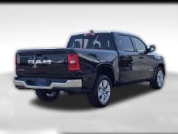 Ram 1500 Big Horn 4x2 Crew Cab 5'7" Box 2025 — side view