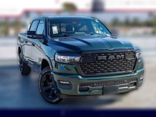 Ram 1500 Big Horn 4x2 Crew Cab 5'7" Box Ram 1500 Big Horn 4x2 Crew Cab 5'7" Box