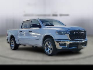 Ram 1500 Big Horn 4x2 Crew Cab 5'7" Box Ram 1500 Big Horn 4x2 Crew Cab 5'7" Box