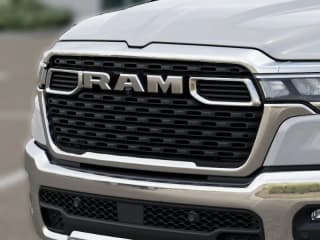 Ram 1500 Big Horn 4x4 Crew Cab 5'7" Box Ram 1500 Big Horn 4x4 Crew Cab 5'7" Box