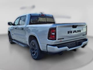 Ram 1500 Big Horn 4x4 Crew Cab 5'7" Box Ram 1500 Big Horn 4x4 Crew Cab 5'7" Box