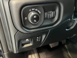 Ram 1500 Big Horn 4x4 Crew Cab 5'7" Box 2026 — side view