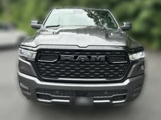 Ram 1500 Express 4x4 Crew Cab 5'7" Box Ram 1500 Express 4x4 Crew Cab 5'7" Box