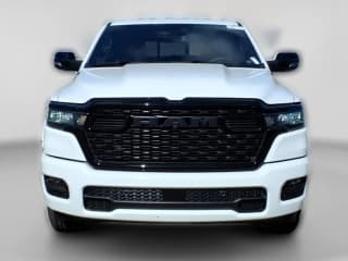 Ram 1500 Limited 4x4 Crew Cab 5'7" Box Ram 1500 Limited 4x4 Crew Cab 5'7" Box